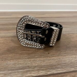 SUOSDEY Rhinestone Belt